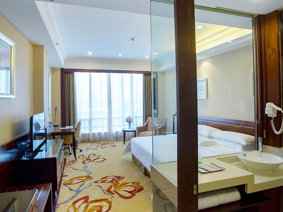 Vienna International Hotel Shenzhen Hua'Nan City Exteriör bild
